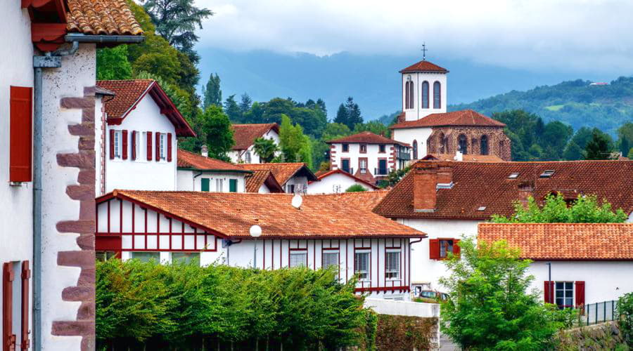 Quais são as escolhas de veículos mais populares em Saint-Jean-Pied-de-Port?
